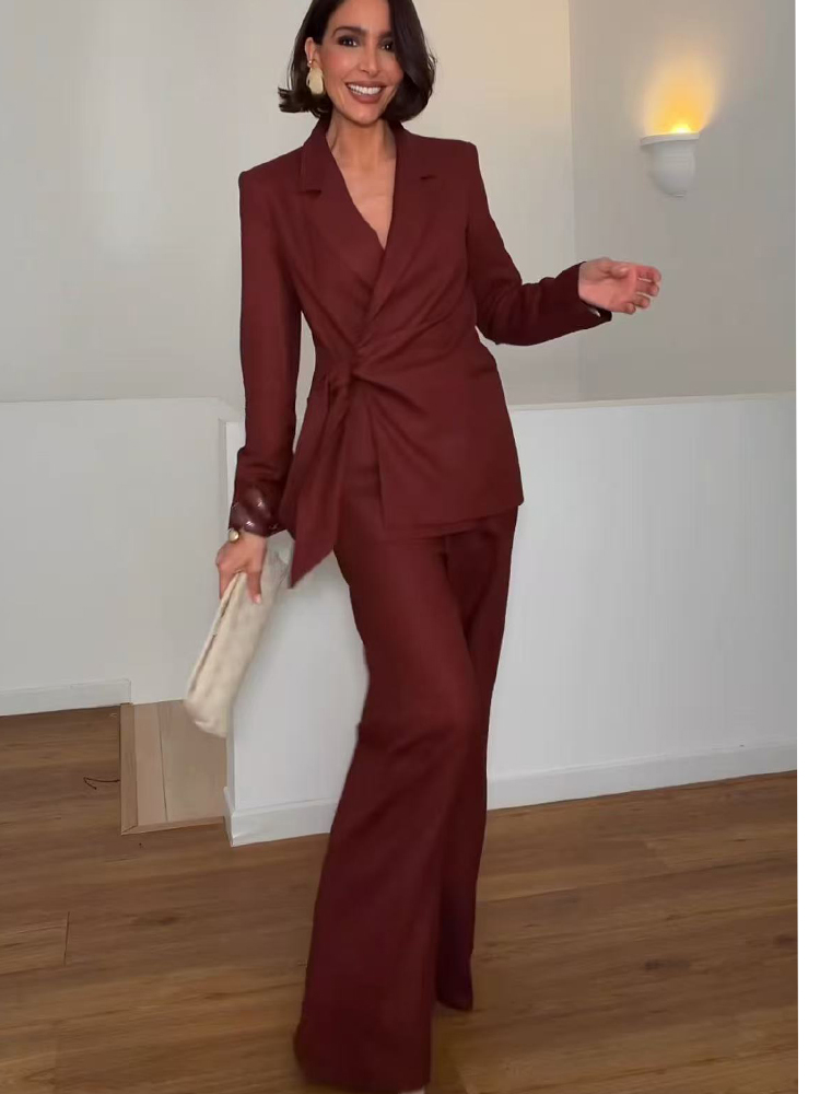 Formal Wear Women Us - بدلة رسمية أنيقة للسيدات العاملات في