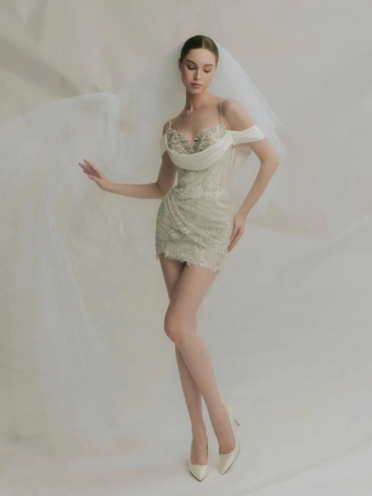 فستان زفاف قصير فاخر باللون ال - مراجعة Women Luxury Formal Wear وسعره