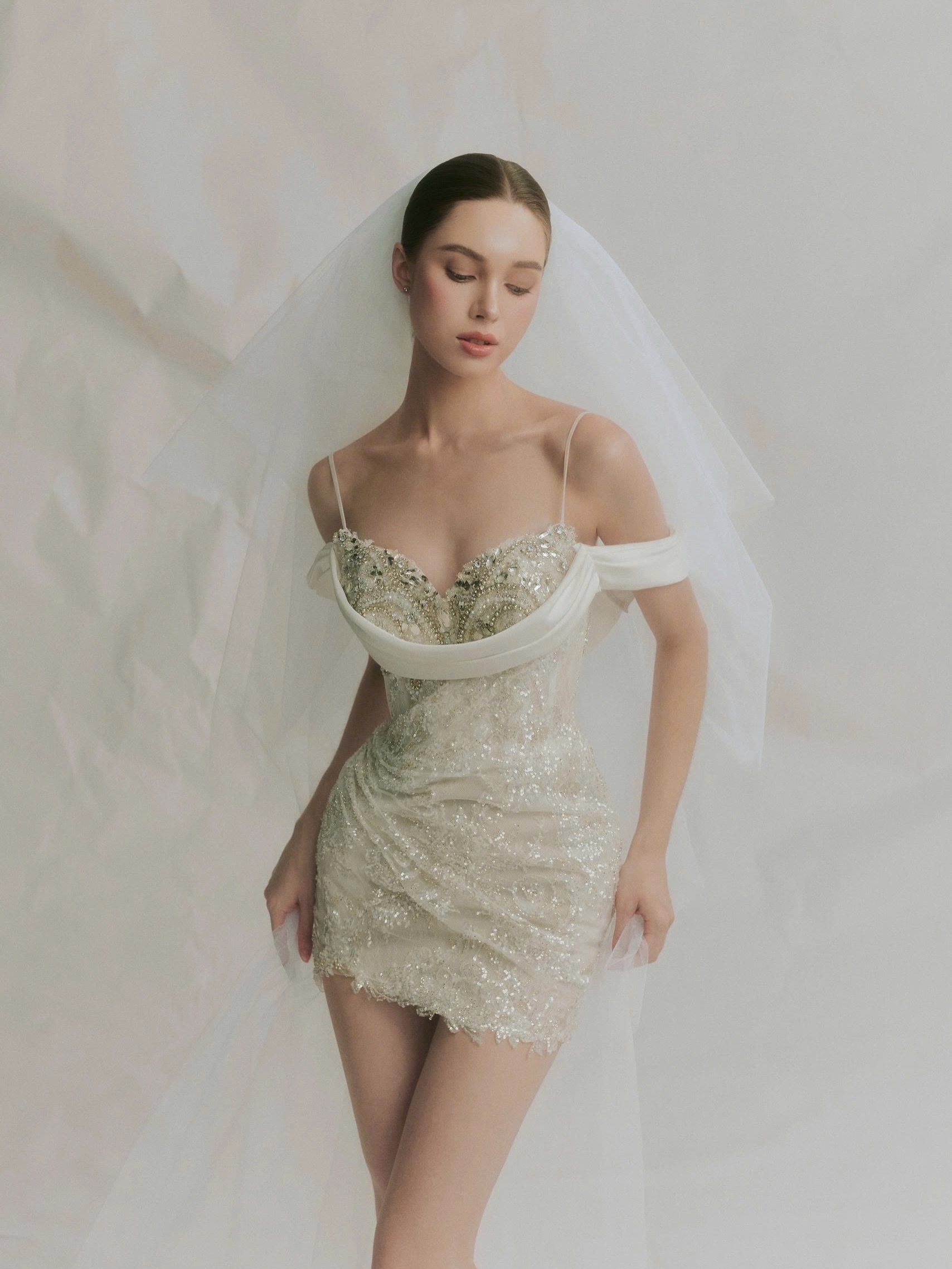 فستان زفاف قصير فاخر باللون ال - مراجعة Women Luxury Formal Wear وسعره