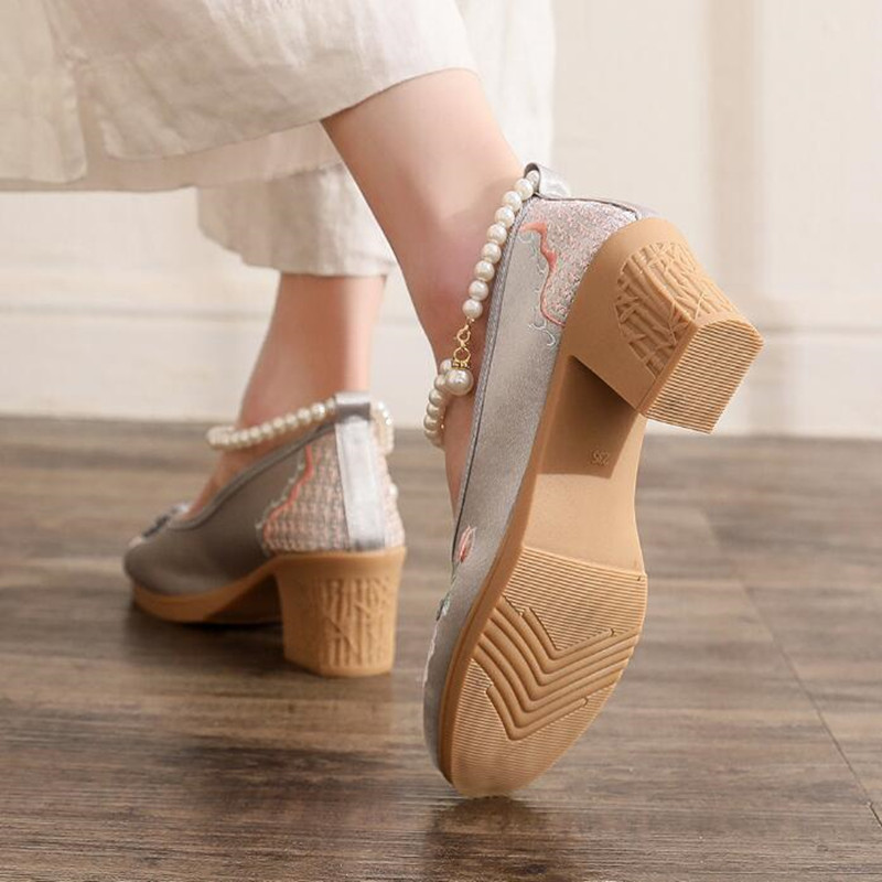 النساء خمر اللؤلؤ الكاحل حزام  - مراجعة Pump Heel Block وسعره