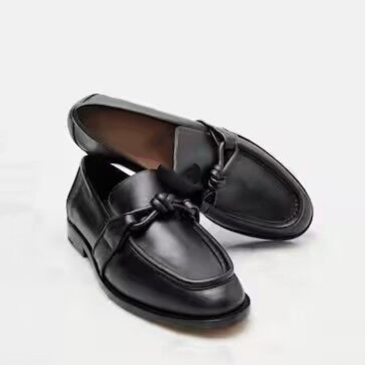 أحذية نسائية جلدية بتفاصيل عقد - مراجعة Women Formal Wear With Shoes وسعره
