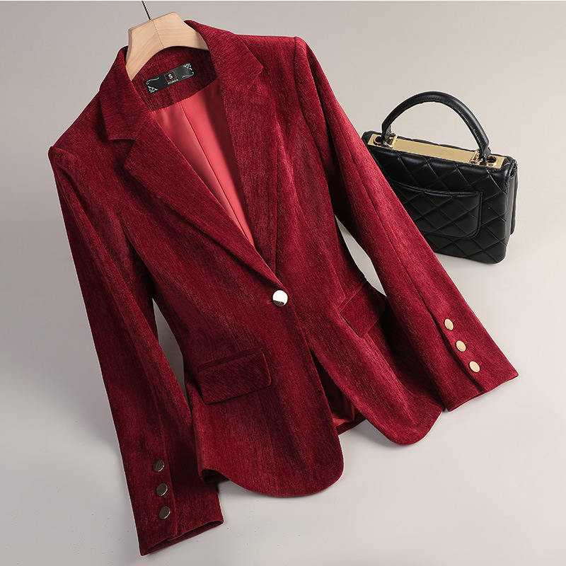 سترة نسائية مخملية باللون الذه - مراجعة Women Formal Wear Business وسعره