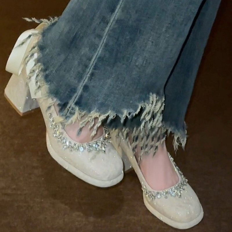 حذاء ماري جين الفرنسي بكعب سمي - مراجعة Pump Heel Block وسعره