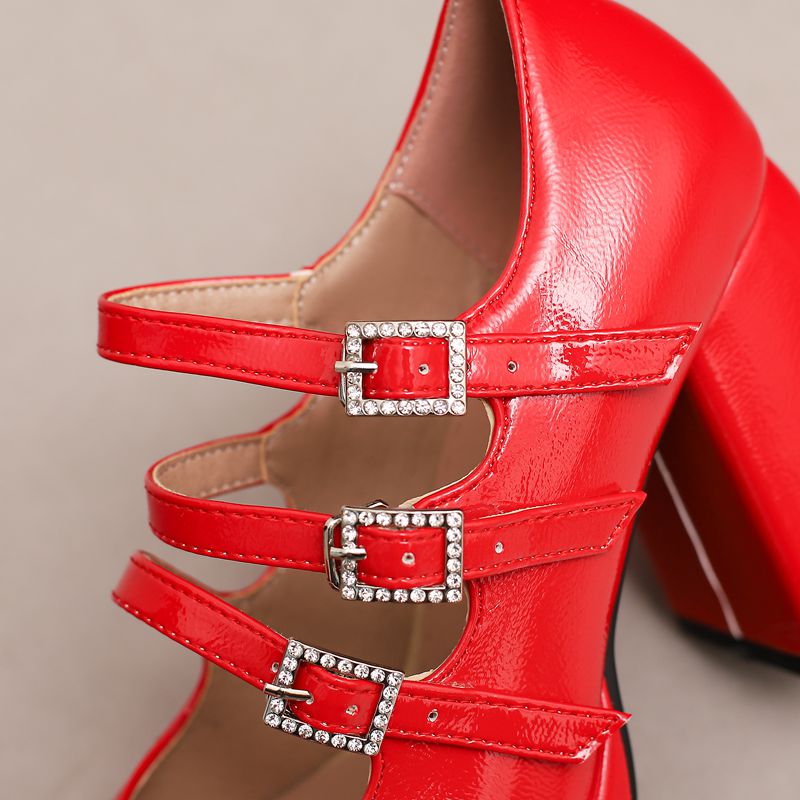 حذاء نسائي من ماركة SIMLOVEYO  - مراجعة Pump Heel Block وسعره