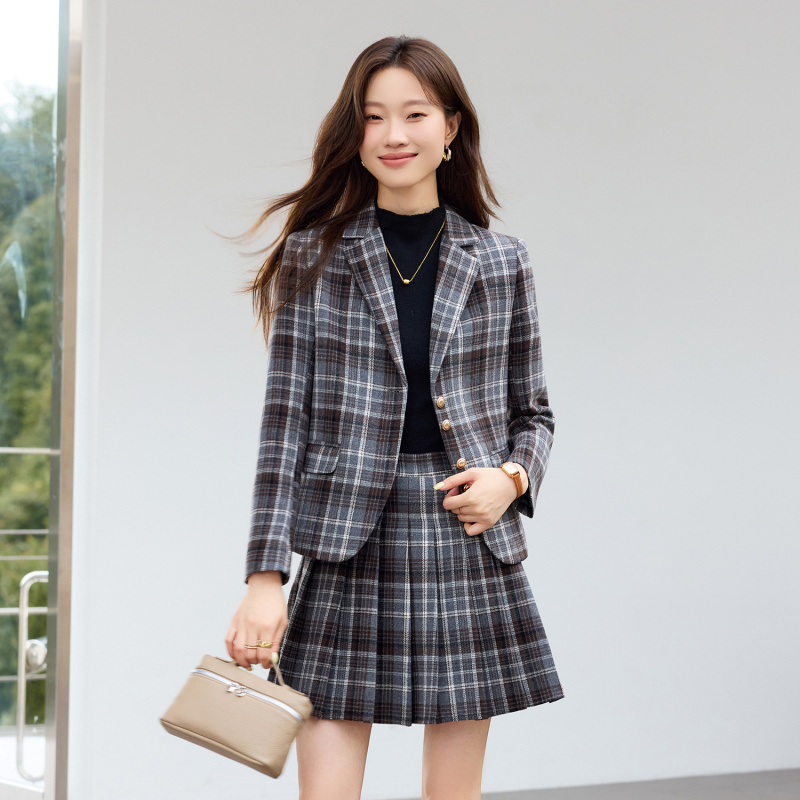 بني فاتح منقوشة البدلة نمط جدي - مراجعة Women Formal Wear Outfits وسعره