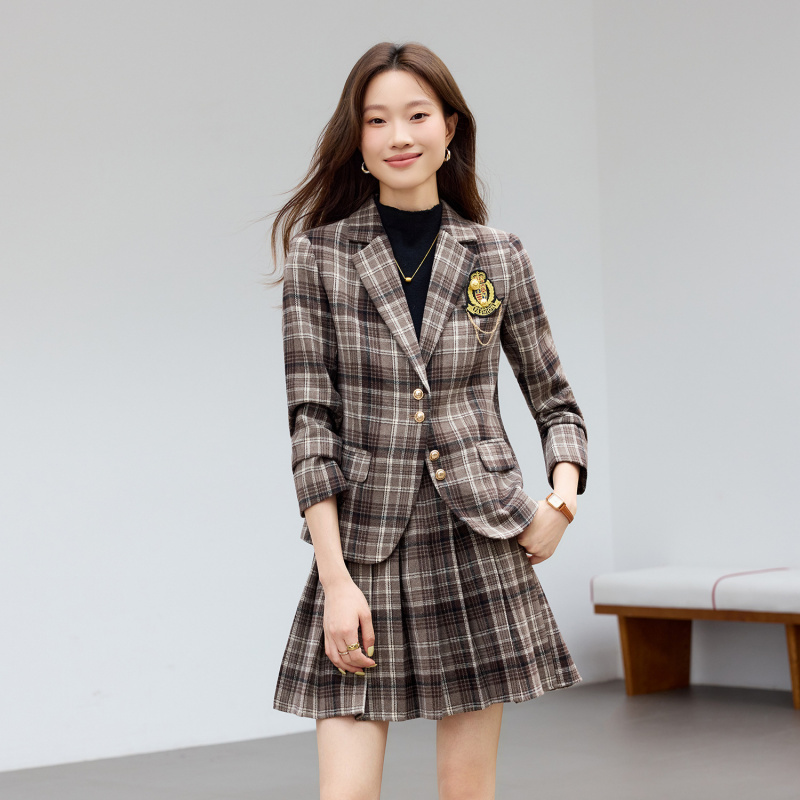 بني فاتح منقوشة البدلة نمط جدي - مراجعة Women Formal Wear Outfits وسعره